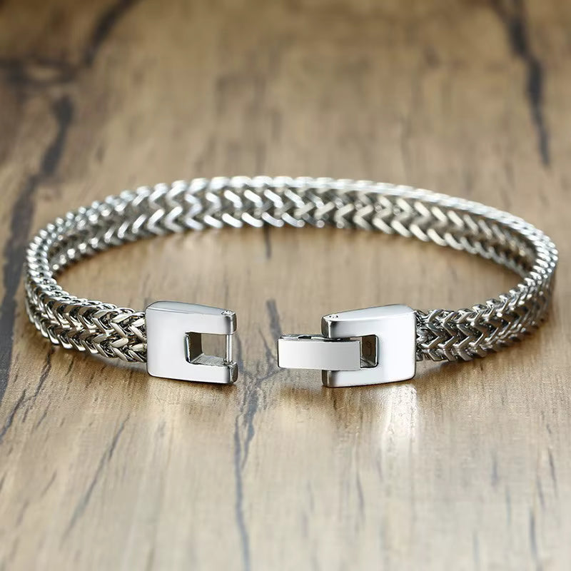 Titan Chain Bracelet