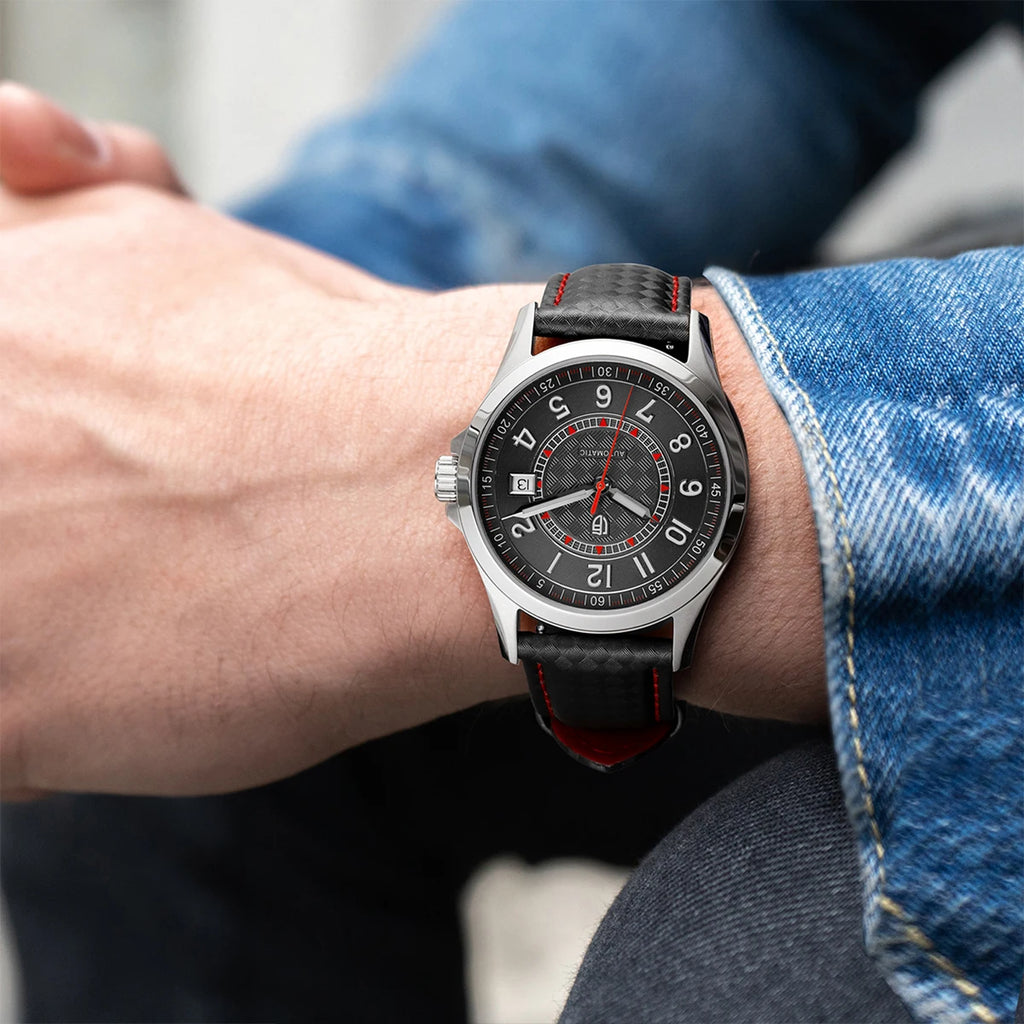 No Pulso — Valparaíso Black Dial Red Accent