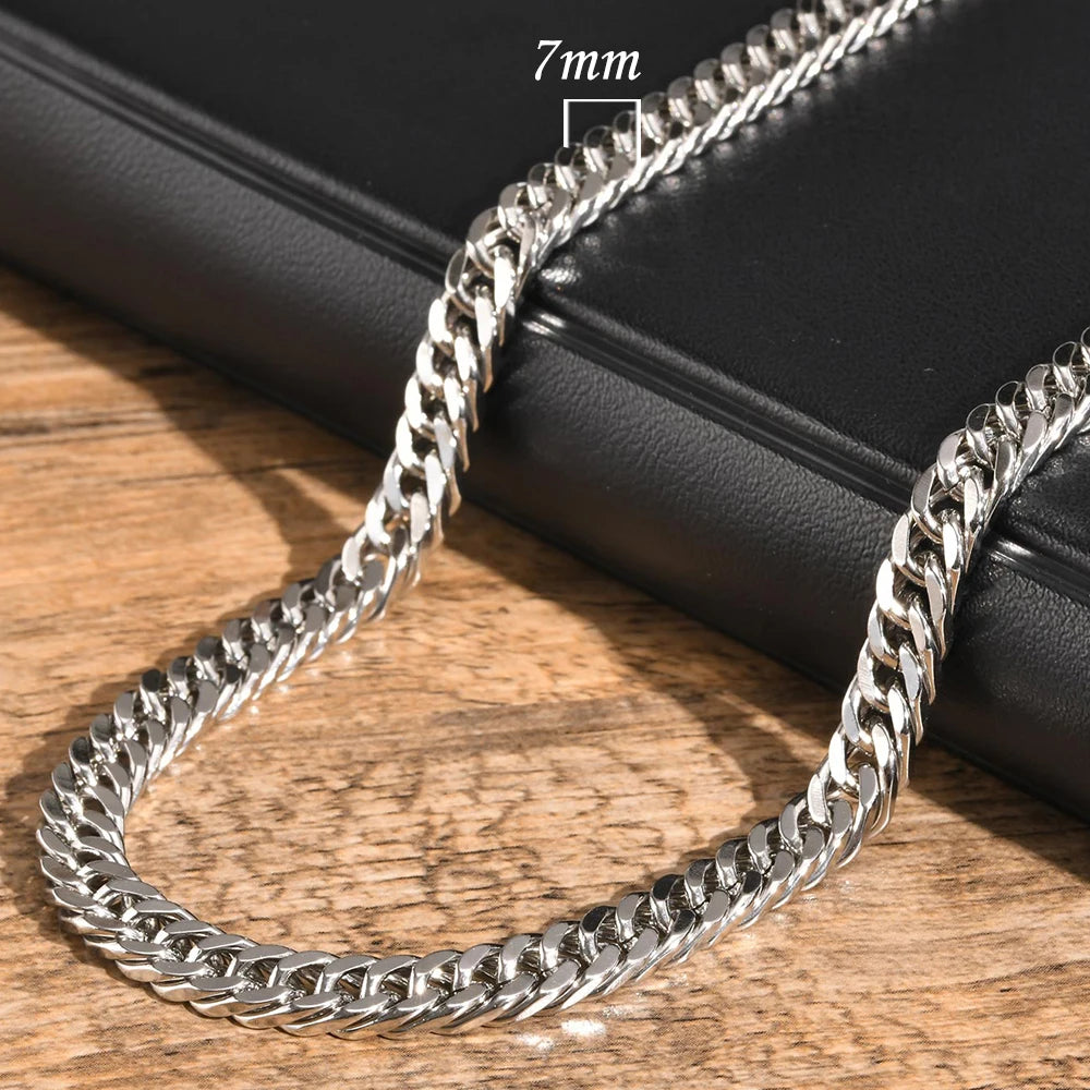 Chichén Cuban Necklace