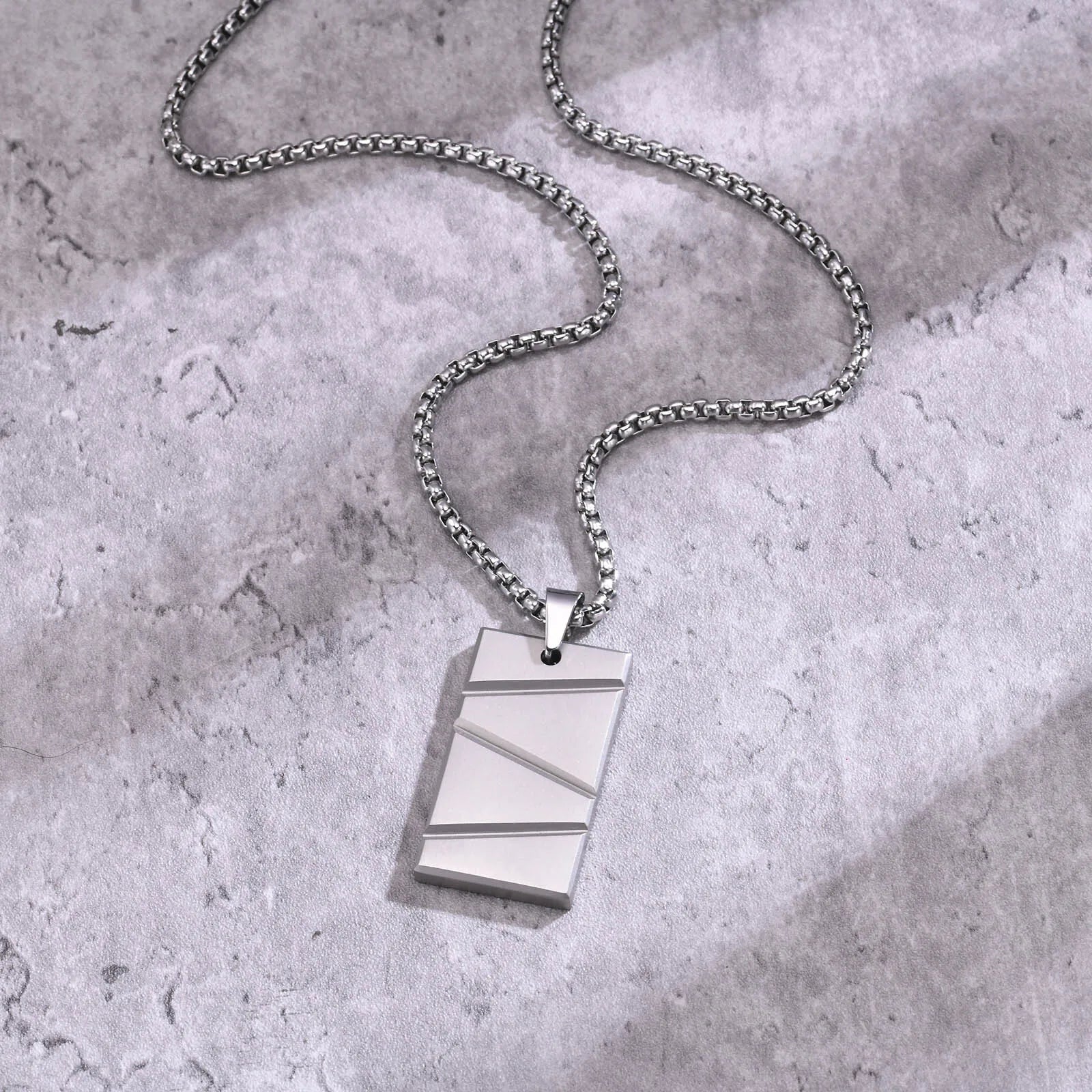 Vnox Small Dogtags Pendant Necklaces for Men, Black Silver Color Stainless Steel Military Dog Tag with Box Chain Gift to Him