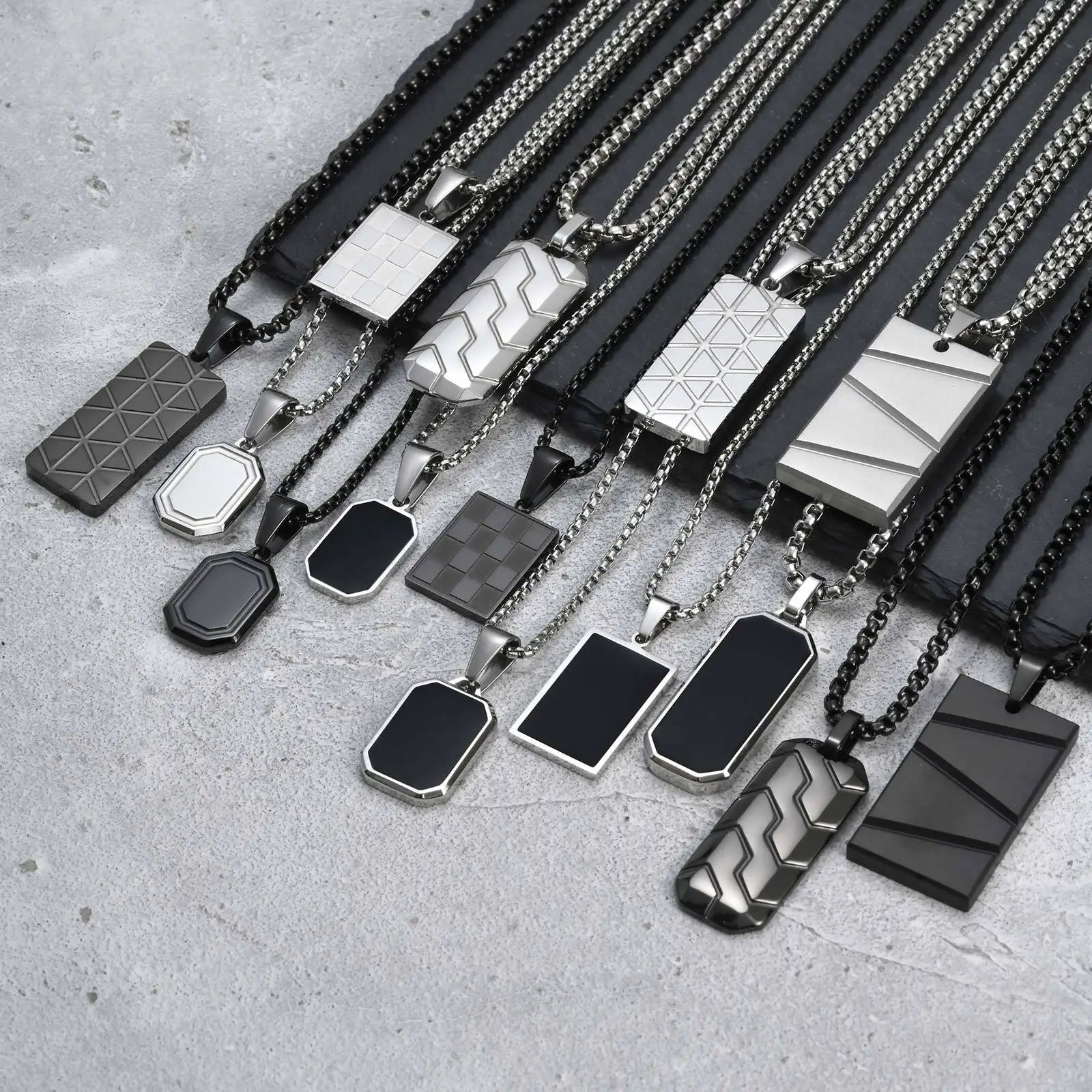 Vnox Small Dogtags Pendant Necklaces for Men, Black Silver Color Stainless Steel Military Dog Tag with Box Chain Gift to Him