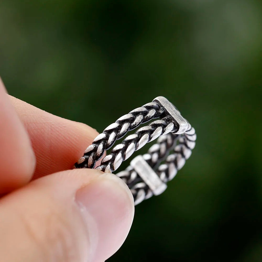 Como Chain – Men’s Braided Stainless Steel Ring