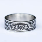 Odense knot men's Celtic ring