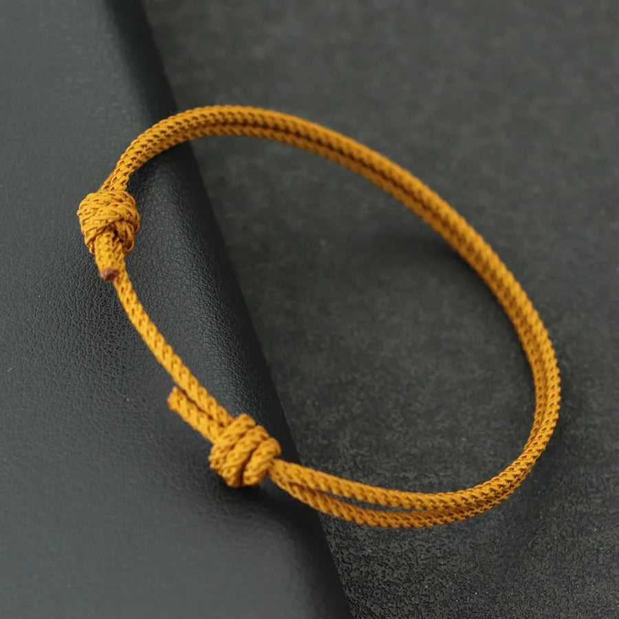 Minimalist String Bracelet – Adjustable Handmade Everyday Accessory