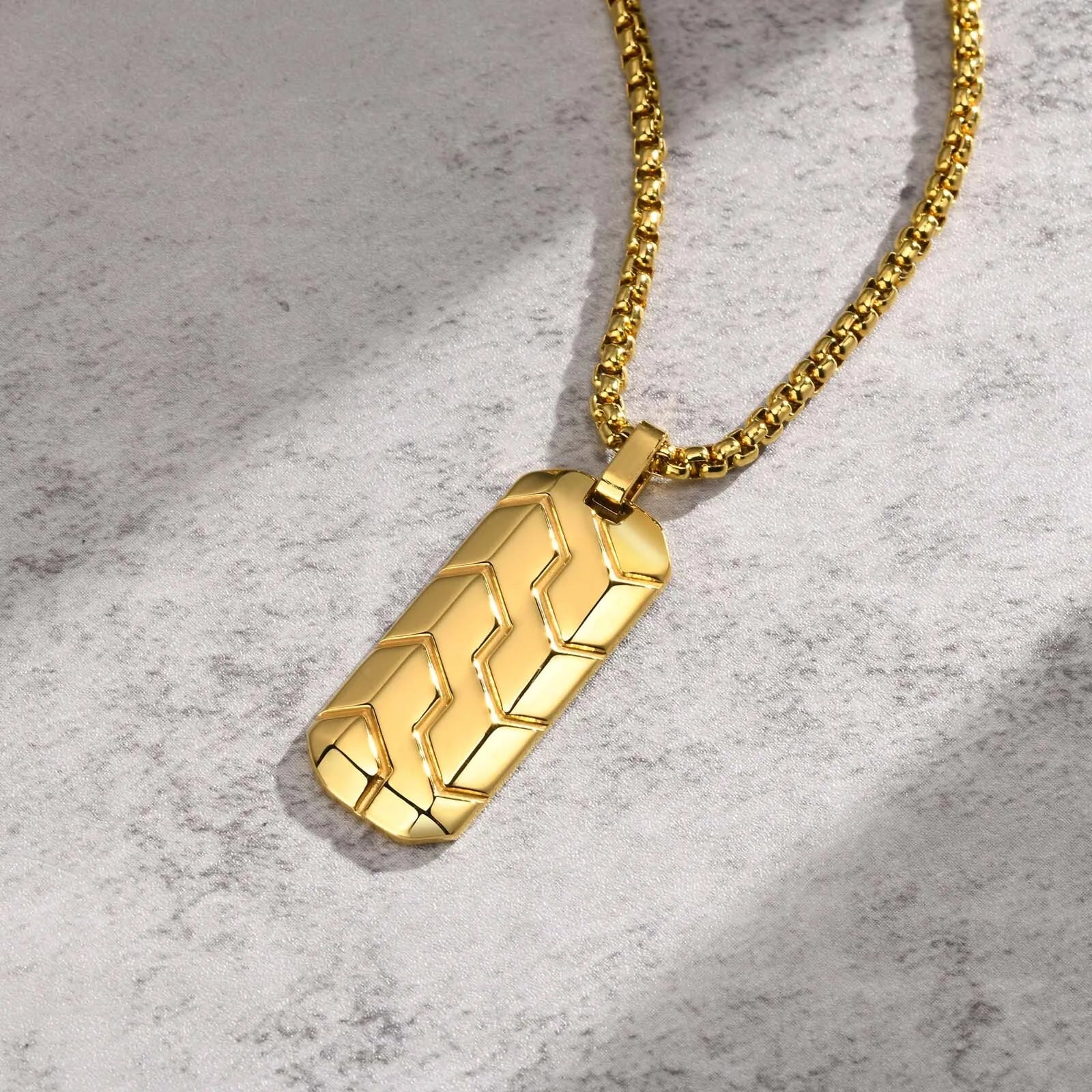 Vnox Small Dogtags Pendant Necklaces for Men, Black Silver Color Stainless Steel Military Dog Tag with Box Chain Gift to Him