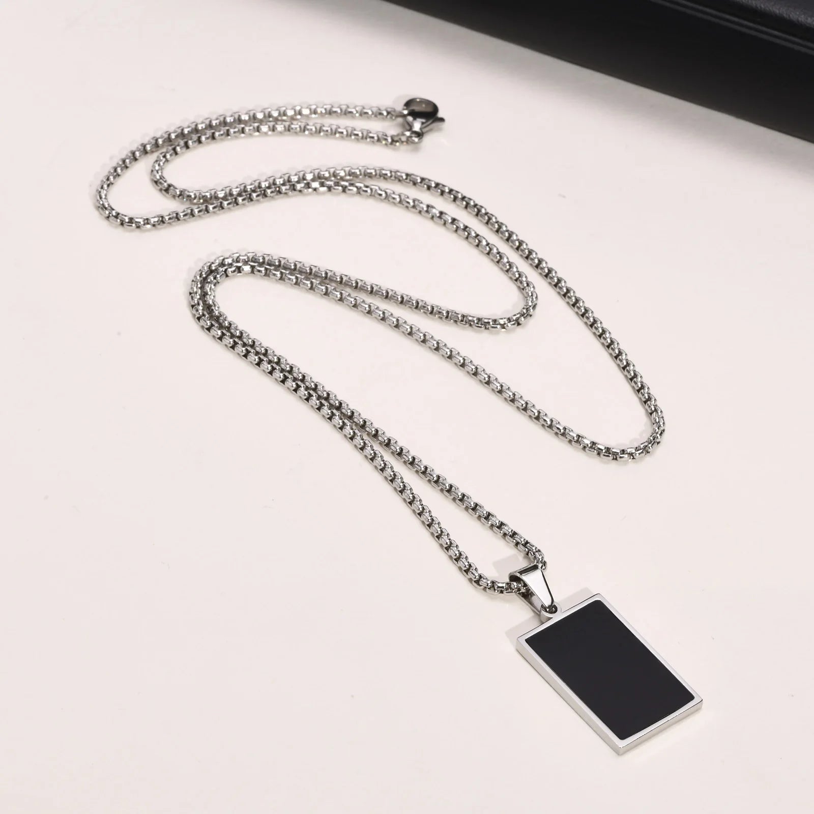 Vnox Small Dogtags Pendant Necklaces for Men, Black Silver Color Stainless Steel Military Dog Tag with Box Chain Gift to Him