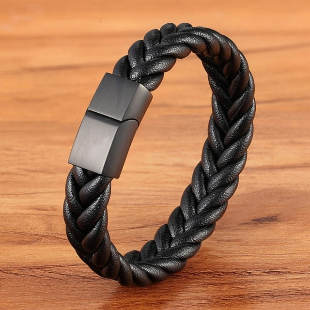 Corda Classic Men's Leather Bracelet - Stainless Steel Magnetic Buckle
