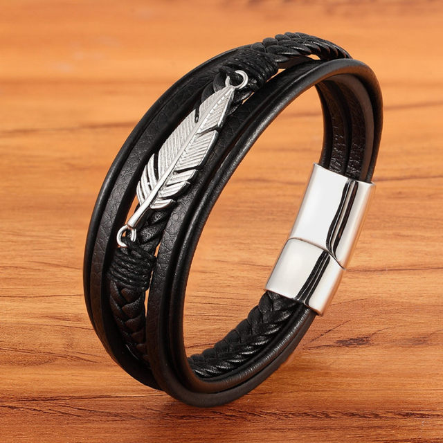 Elfih Feather Bracelet